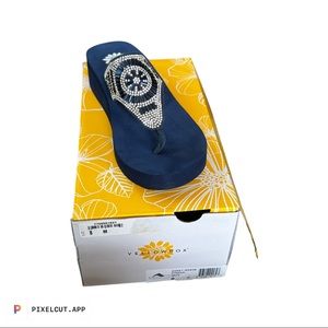 BNIB Starla Yellowbox flip flops in size 8